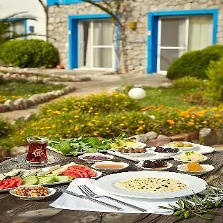 Fi Light Solto Boutique 4* セリミエ