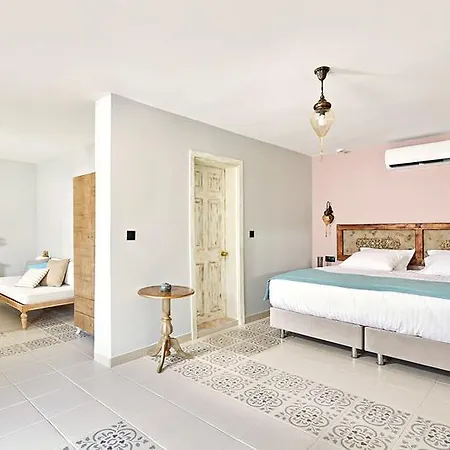 Fi Light Solto Boutique 4*