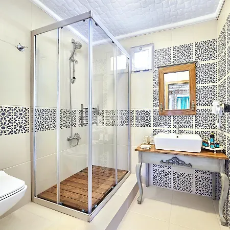 Fi Light Solto Boutique Hotel 3*