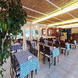 Fi Light Solto Boutique فندق السليمية